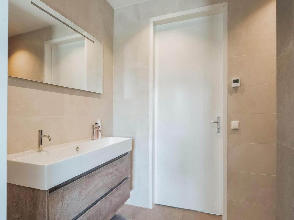 Swanky Villa In Zeewolde With Garden Esterno foto